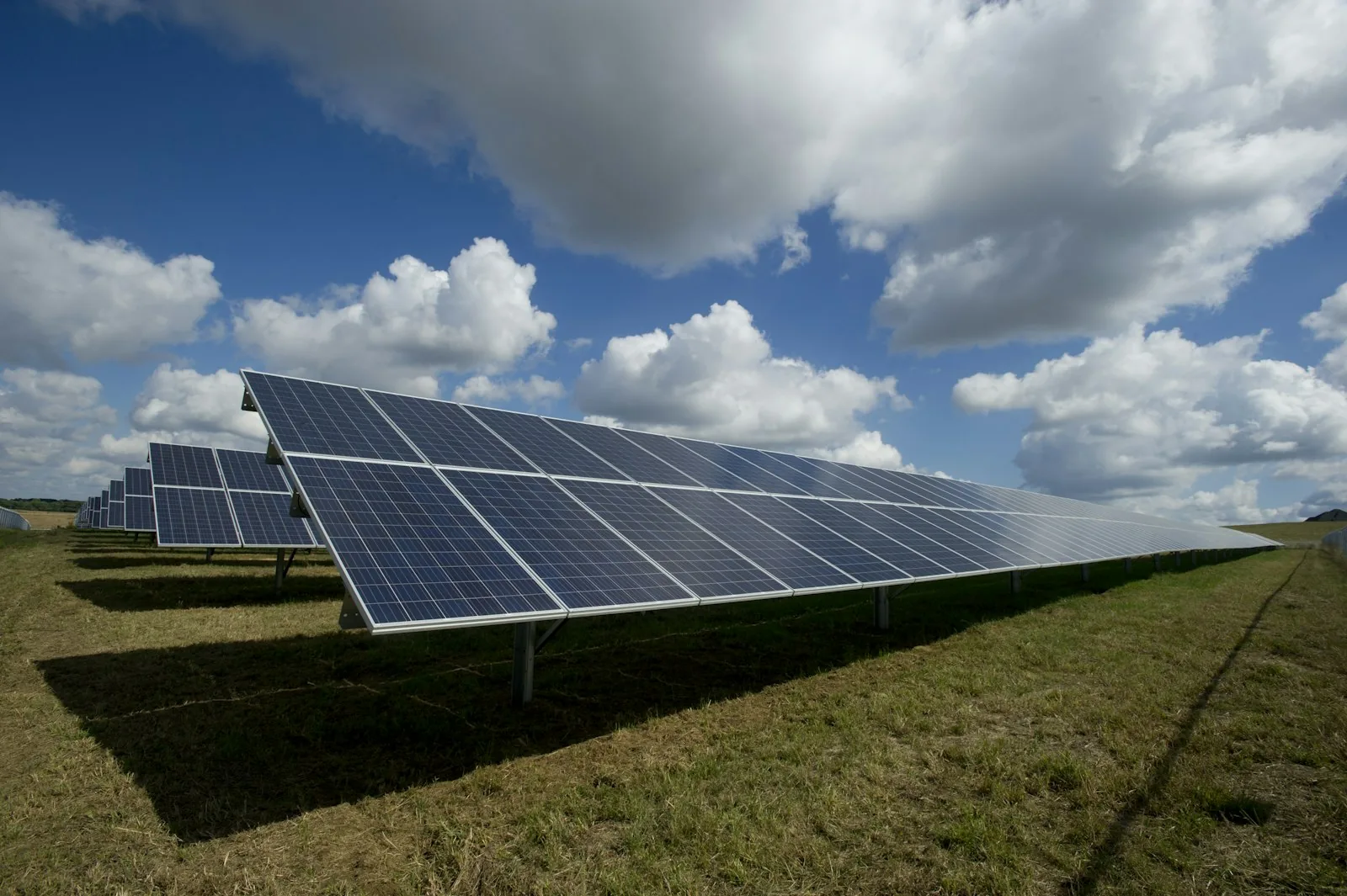 Zonnepanelen-installatie met SolarEdge omvormer