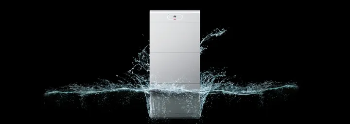Huawei LUNA2000 S1 in opspattend water